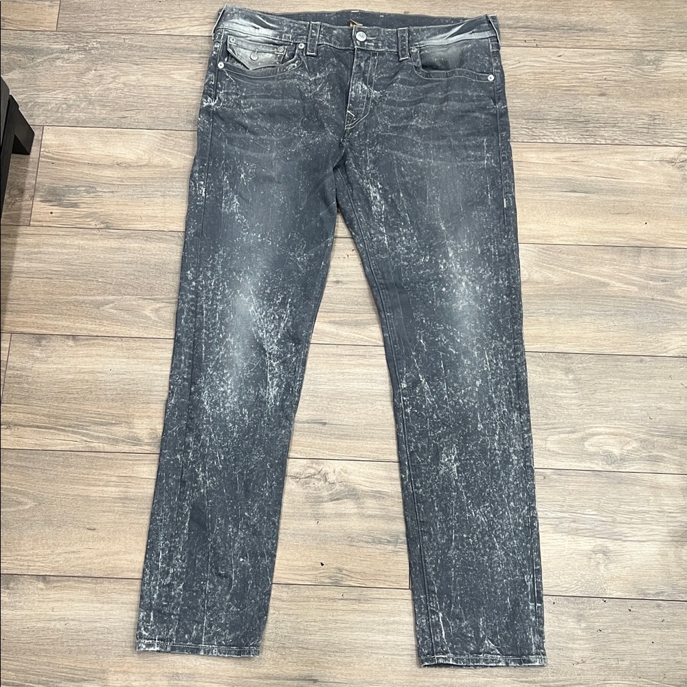 True Religion Men’s Jeans Size 38 34 Geno Relaxed Slim Distressed Gray Jeans